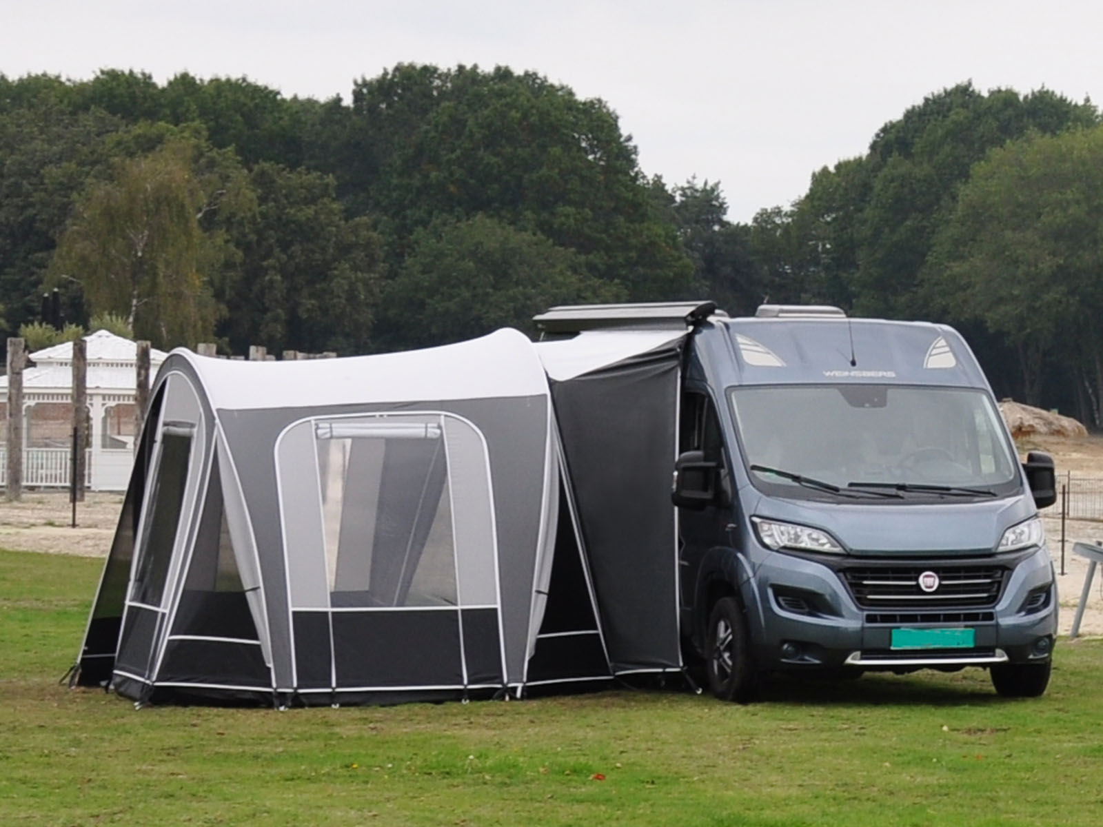 Onderscheppen verteren Zo snel als een flits Bekijk hier alles over de Unico Camper 350 | Unicovoortenten.nl